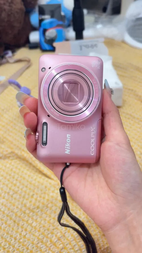 Nikon COOLPIX S6600 Pink 16.0MP Digital Camera used less