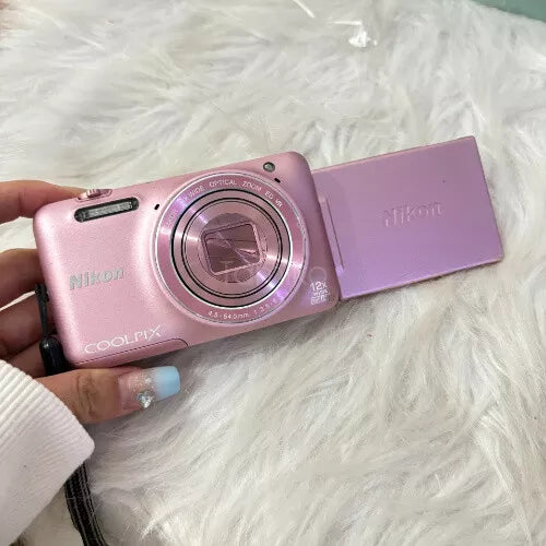 Nikon COOLPIX S6600 Pink 16.0MP Digital Camera used less