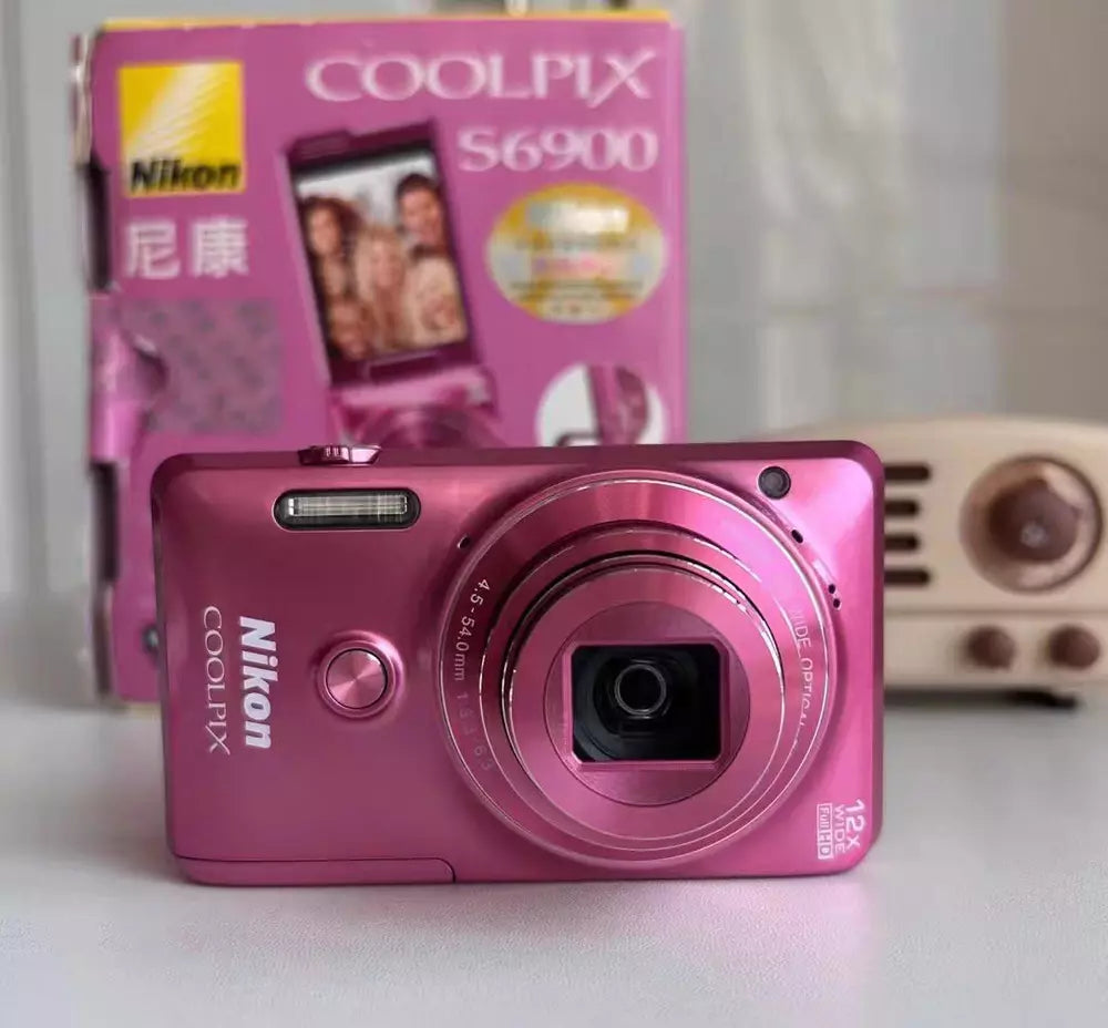 Nikon Coolpix S6900 Compact Digital Camera